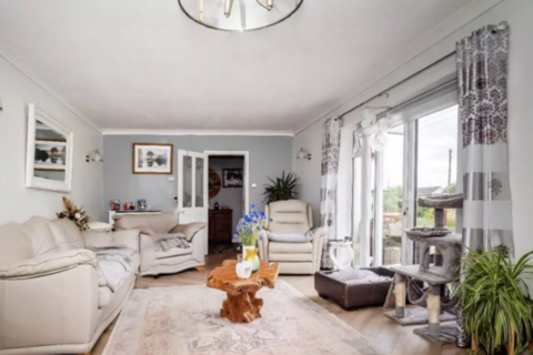 4 bedroom detached house for sale, Beacon Road, Norwich NR11