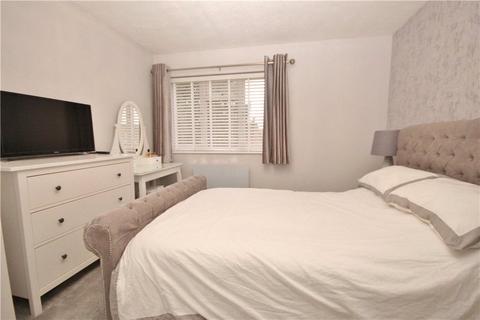 1 bedroom end of terrace house to rent, Sycamore Walk, Englefield Green, Surrey, TW20