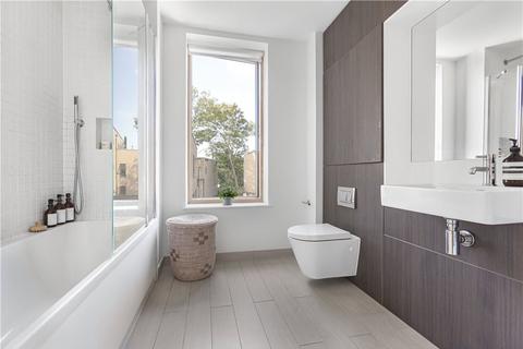 8, Blackburn House Prodigal Square, London, E8 1FW