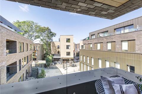 8, Blackburn House Prodigal Square, London, E8 1FW