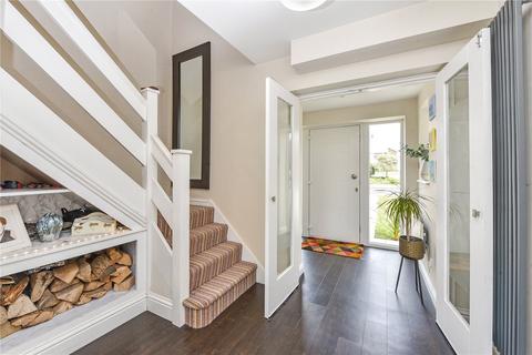 9 Greenfields, Liss, GU33 7EH