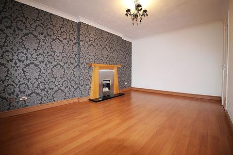 2 bedroom flat for sale, Oakwell Close, Maltby, Rotherham