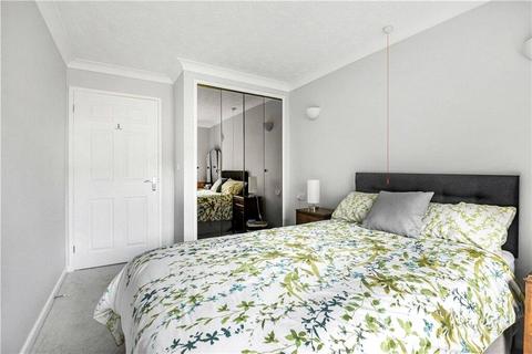 2 bedroom retirement property for sale, Guildford, Surrey GU1