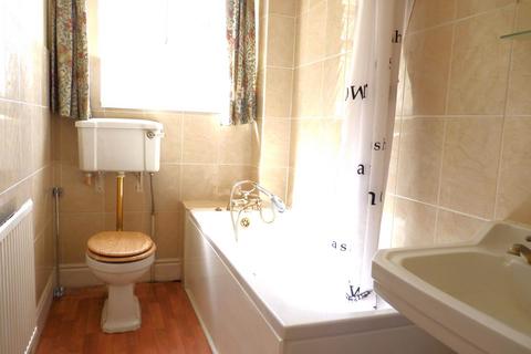 1 bedroom apartment for sale, Rothsay Gardens, Bedford
