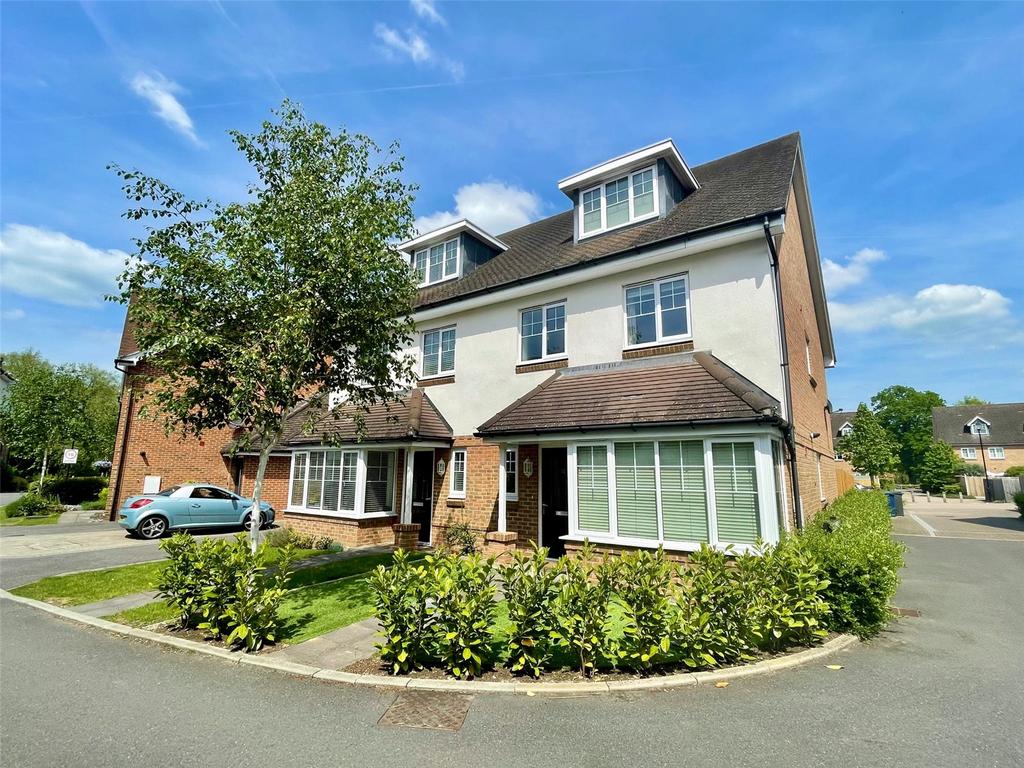 Alderbank Drive, Godalming, GU7 4 bed semidetached house for sale £