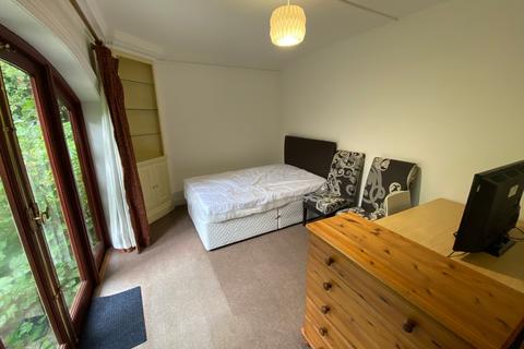 1 bedroom detached house to rent, Little Spark, Sparkford Road, SO22