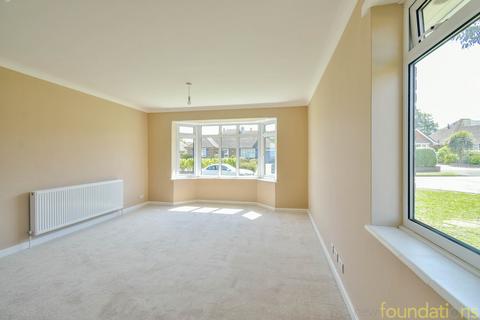 2 bedroom detached bungalow for sale, The Mead, Bexhill-on-Sea, TN39