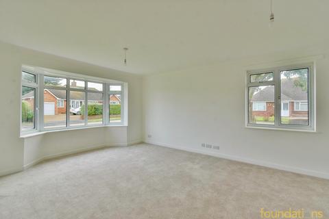 2 bedroom detached bungalow for sale, The Mead, Bexhill-on-Sea, TN39