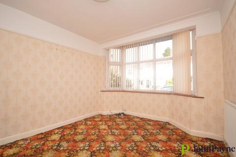 3 bedroom end of terrace house for sale, The Martyrs Close, Cheylesmore, Coventry, CV3