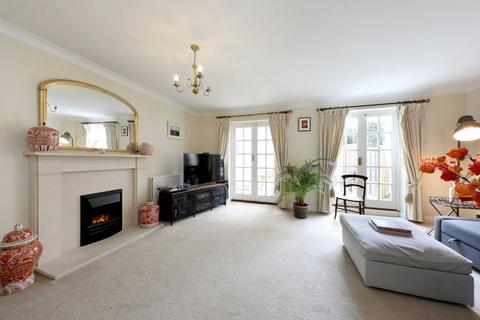 3 bedroom terraced house for sale, Paddocks End, Seer Green, Beaconsfield, HP9