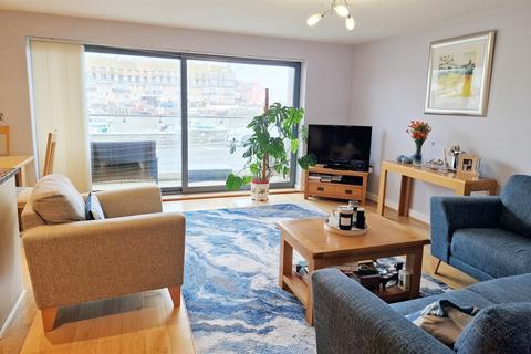 2 bedroom flat for sale, West Bay