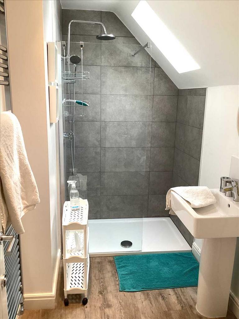 Ensuite Shower Room
