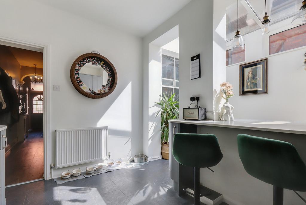 Kitchen / Breakfast Room
