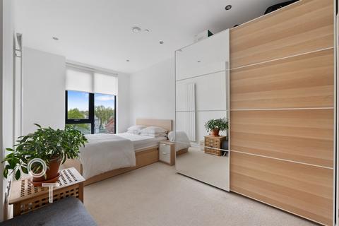 Flat 32, 1 Centric Close, London, NW1 7EP