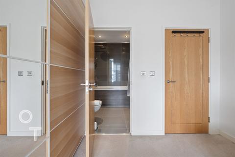 Flat 32, 1 Centric Close, London, NW1 7EP