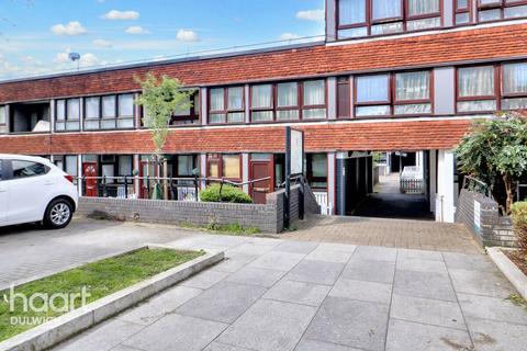 3 bedroom terraced house for sale, Carlton Grove, London