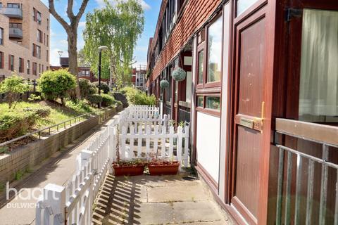 3 bedroom terraced house for sale, Carlton Grove, London