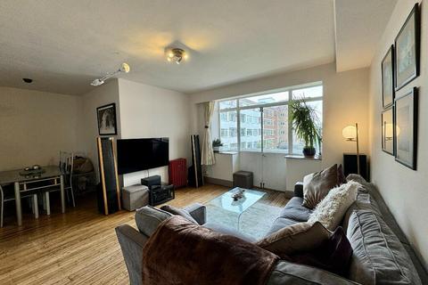 2 bedroom flat to rent, Upper Richmond Road, London SW15