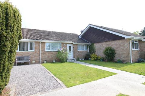 2 bedroom bungalow for sale, Seaway, Barton On Sea, New Milton, Hampshire, BH25