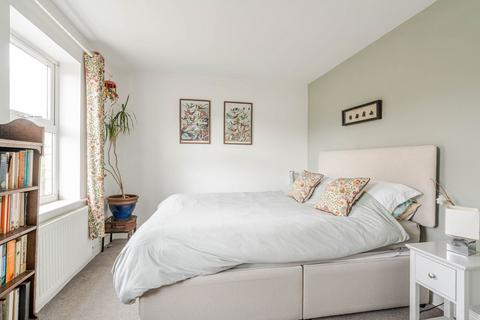 21 Avenue De Gien, Malmesbury, SN16 9GX