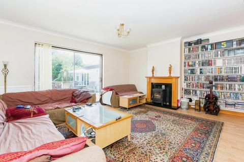 4 bedroom detached bungalow for sale, Carmarthen Road, Fforestfach, Swansea SA5