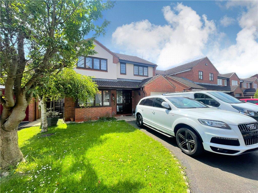 Riverside Way, Droitwich, Worcestershire 4 bed detached house for sale