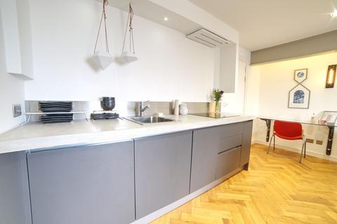 1 bedroom flat for sale, Grange Road, Alaska Buildings, SE1