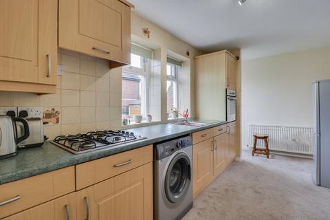 2 bedroom end of terrace house for sale, Back Lane, Bramley, Leeds, West Yorkshire, LS13