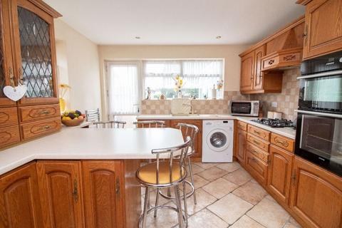 4 bedroom detached house for sale, Windsor Road, Waterlooville, PO7 6BA