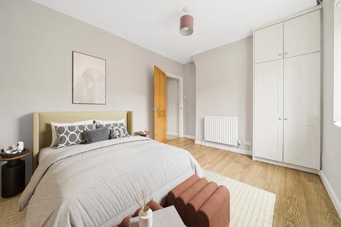 32 Cline Road, Guildford, GU1 3NB