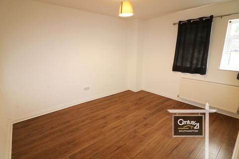 3 bedroom flat to rent, Manor Road South, SOUTHAMPTON SO19