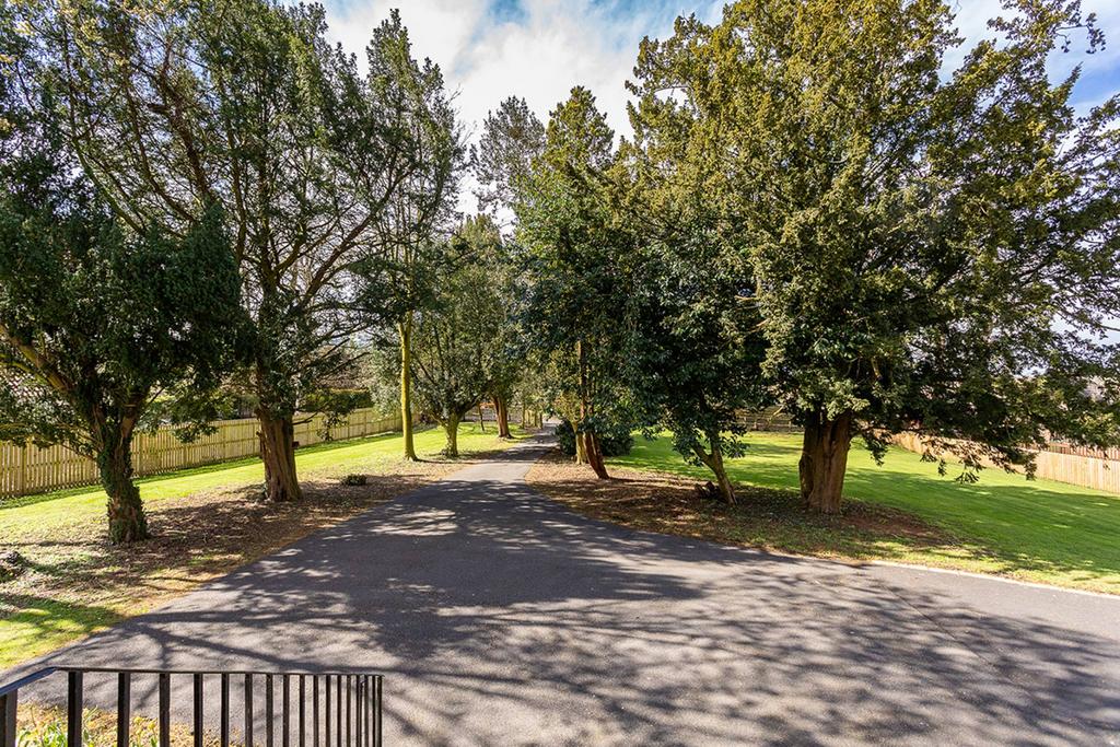 Clackmannan House Mill Road... 5 bed detached house for sale £840,000
