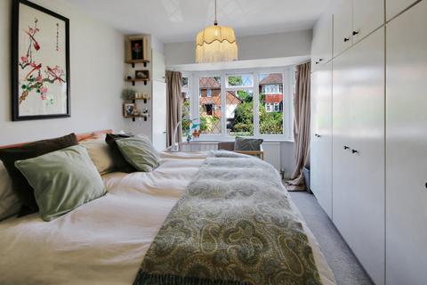 3 bedroom semi-detached house for sale, Crossways Avenue, East Grinstead, RH19
