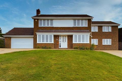 6 bedroom detached house for sale, Lancaster Drive, West Sussex RH19