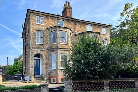 1 bedroom apartment for sale, Epsom Road, Guildford, Surrey, GU1