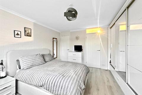 53 Castle Street, Swanscombe, DA10 0HN