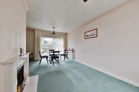3 bedroom semi-detached bungalow for sale, Redcliff Drive, North Ferriby, HU14 3DP