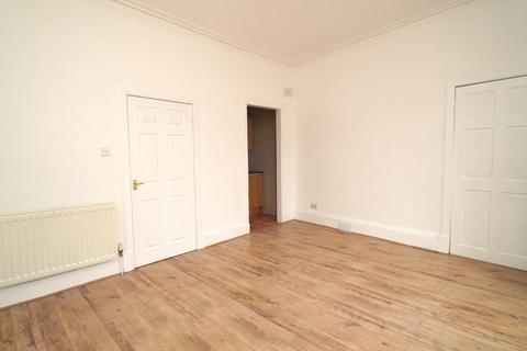 1 bedroom flat to rent, Dempster St, Greenock PA15