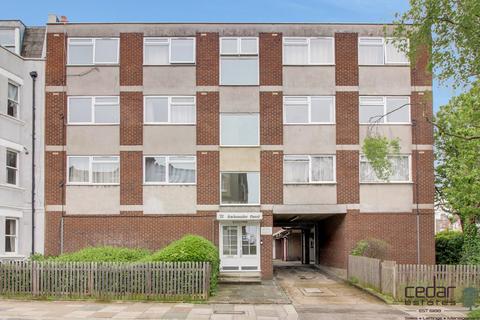 2 bedroom flat to rent, Ambassador Court, West Hampstead NW6