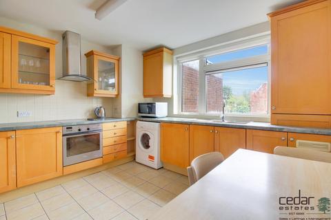2 bedroom flat to rent, Holmdale Road, West Hampstead NW6