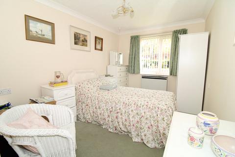 1 bedroom retirement property for sale, 50 Durham Avenue, Bromley, BR2