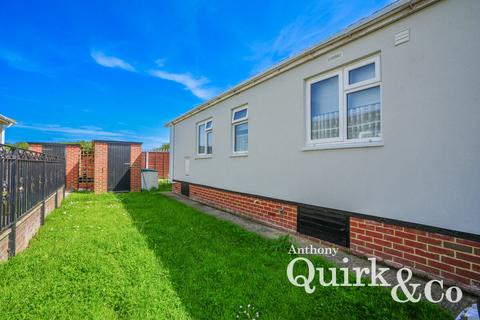 2 bedroom park home for sale, Creek Road, Canvey Island, SS8