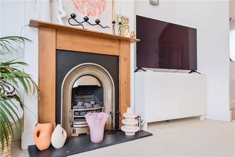 115 Leslie Road, London, E11 4HF