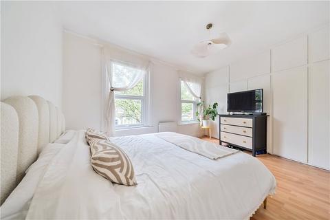115 Leslie Road, London, E11 4HF