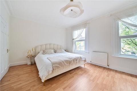 115 Leslie Road, London, E11 4HF