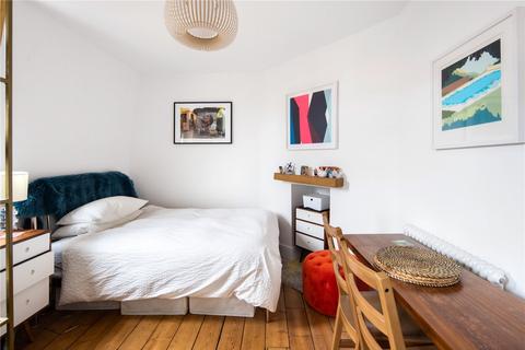 1 bedroom flat for sale, Bewley House, Bewley Street, London, E1