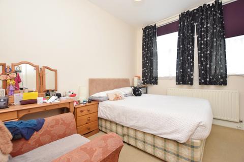 1 bedroom flat to rent, Ivanhoe Road Camberwell SE5