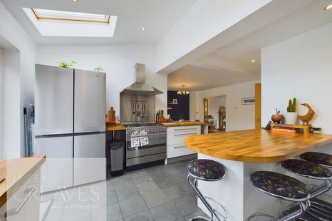 61 Arnold Lane, Gedling, Nottingham, NG4 4HA