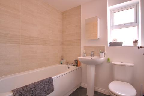 42 Cutforth Way, Romsey, SO51 0BD