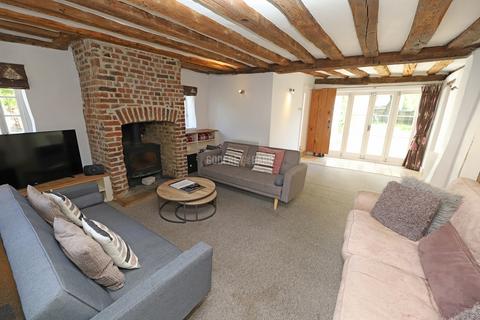3 bedroom detached house for sale, Letchmore Heath WD25
